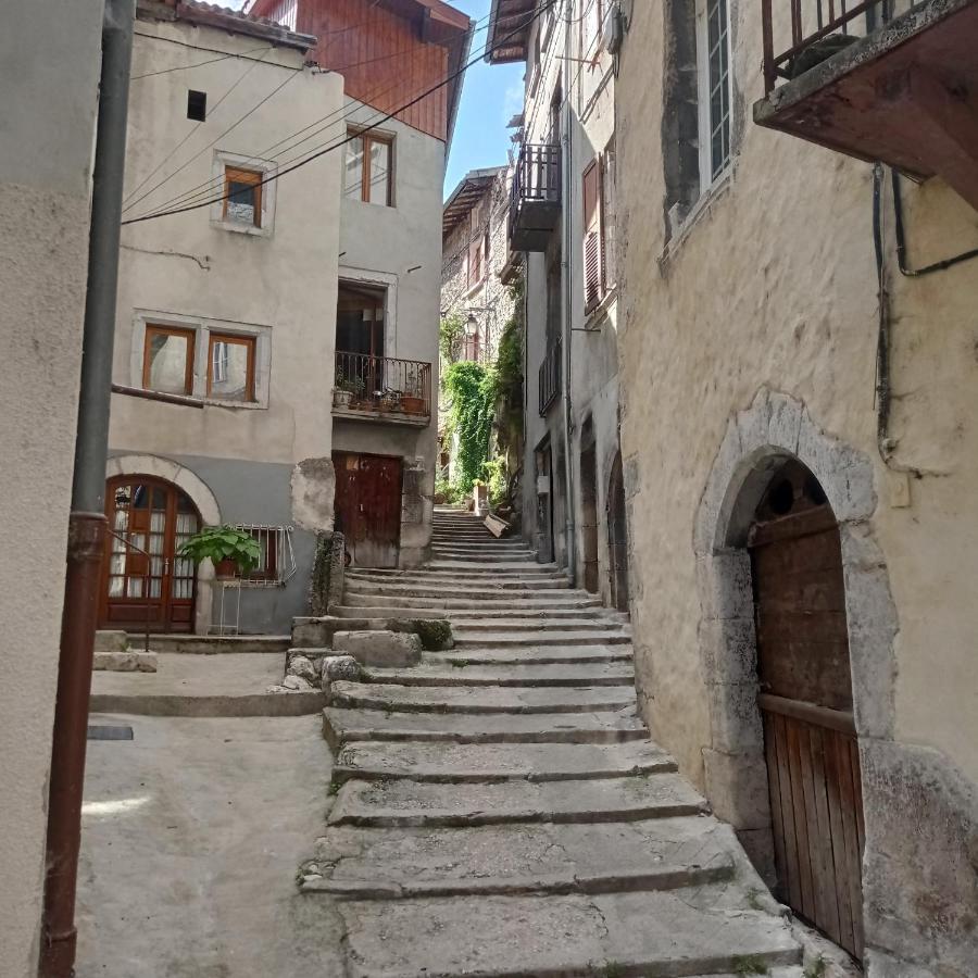Au Bonheur Suspendu Apartman Pont-en-Royans Kültér fotó